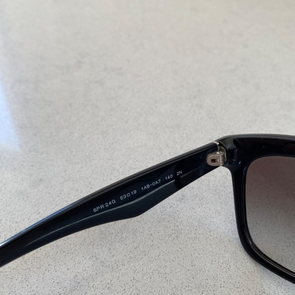 Prada sunglasses - Picture 6 of 6